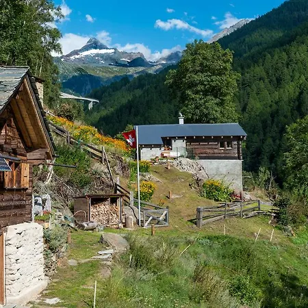 Alpenhutte Doru